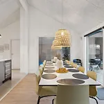 Luxury Retreat By Hasmark - By Traum